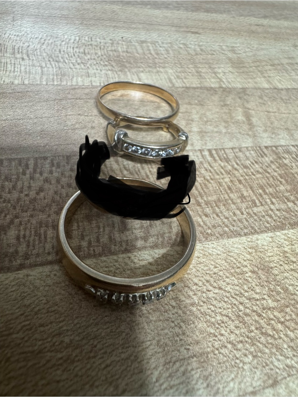 Gold Ring Set with dimands